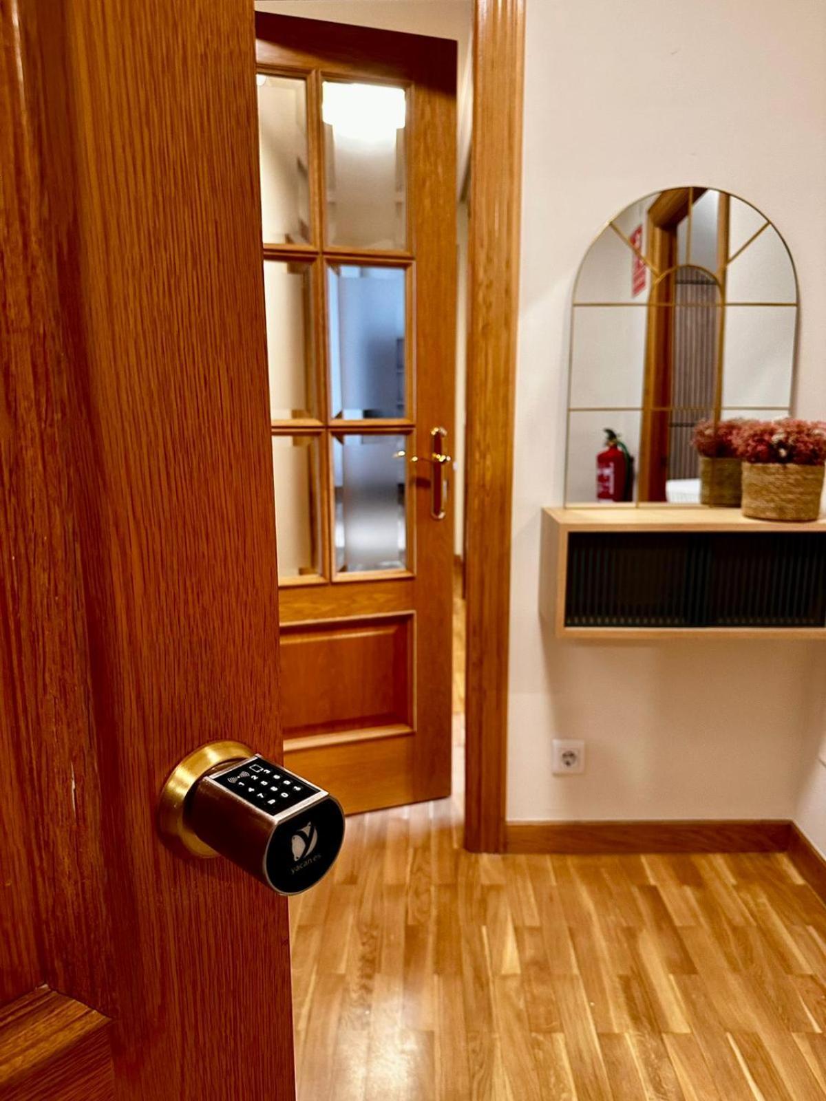 Atuaire Home La Merced En El Centro Historico De Burgos Parking Incluido 外观 照片