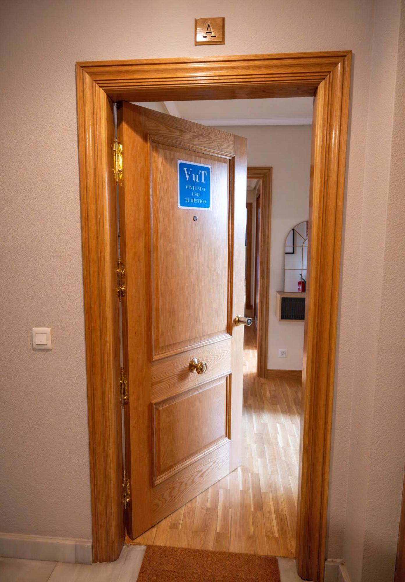 Atuaire Home La Merced En El Centro Historico De Burgos Parking Incluido 外观 照片